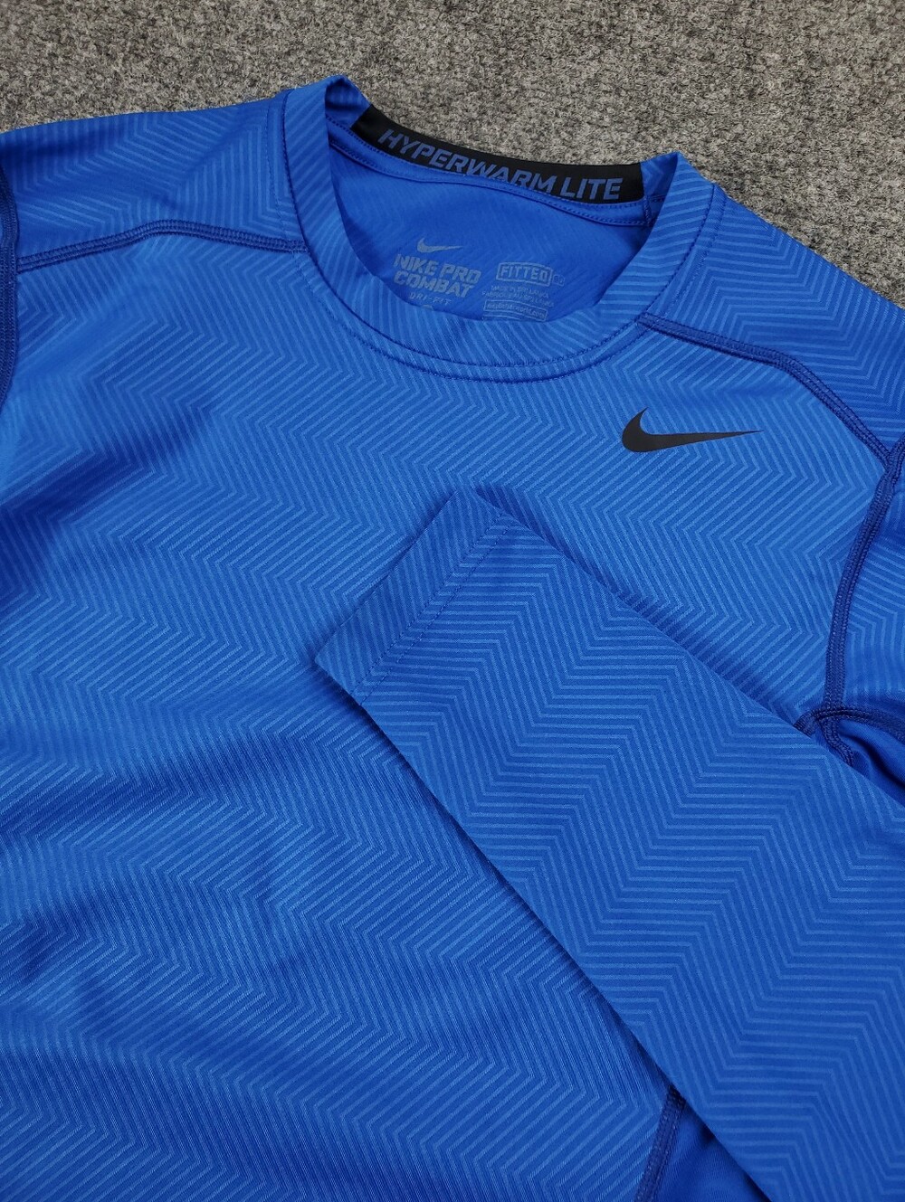 Nike Pro Combat Hyperwarm Lite Fitted Long Sleeve Medium Royal Blue Dri Fit